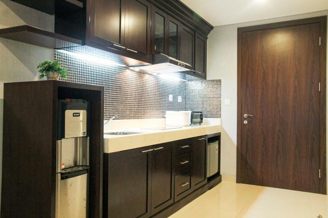Elegant 1Br Kemang Village Apartment By Travelio Jakarta Eksteriør billede