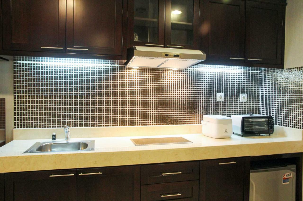 Elegant 1Br Kemang Village Apartment By Travelio Jakarta Eksteriør billede